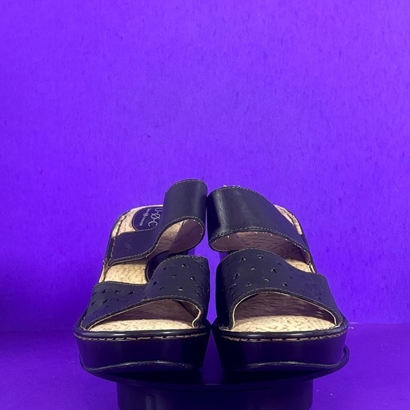 Born Concept Black Leather Double Strap Wedge Sandals Women's Shoe Size 10 - Picture 2 of 8